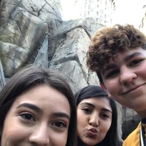 Meet your Posher, Peyton